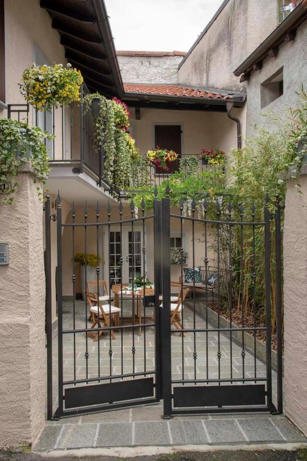 Casa Mia Villa Castelveccana Exterior foto