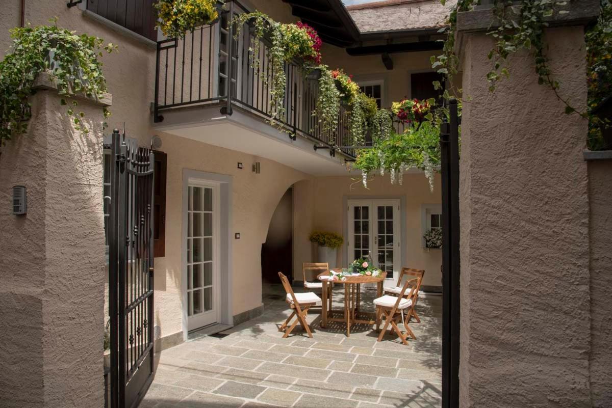Casa Mia Villa Castelveccana Exterior foto